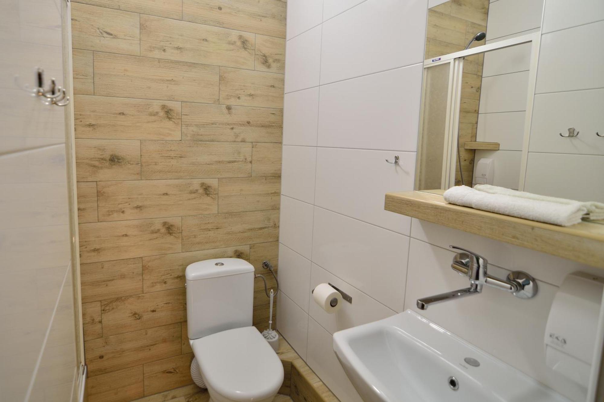Hotel Gracja Kuznia Raciborska Eksteriør billede